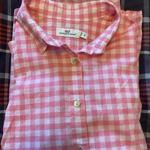 Vineyard Vines button down